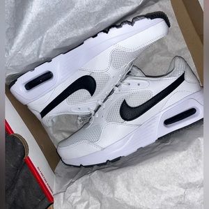 Woman’s Nike Air Max SC Sneakers